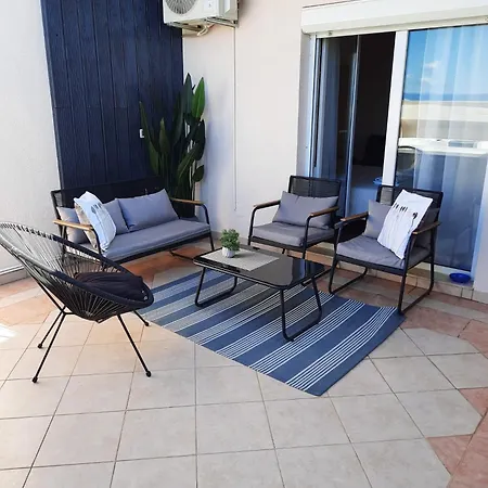Tino Zagrebacka Ulica 51, Apartman Makarska