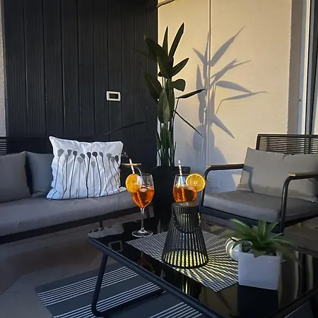 Tino Zagrebacka Ulica 51, Apartman Makarska