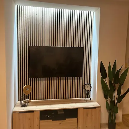 Tino Zagrebacka Ulica 51, Apartman Makarska