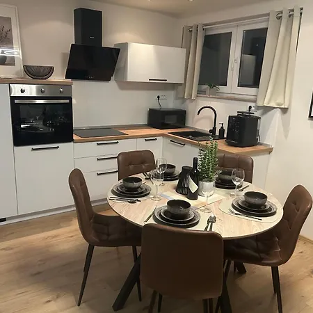 Tino Zagrebacka Ulica 51, Apartman Makarska